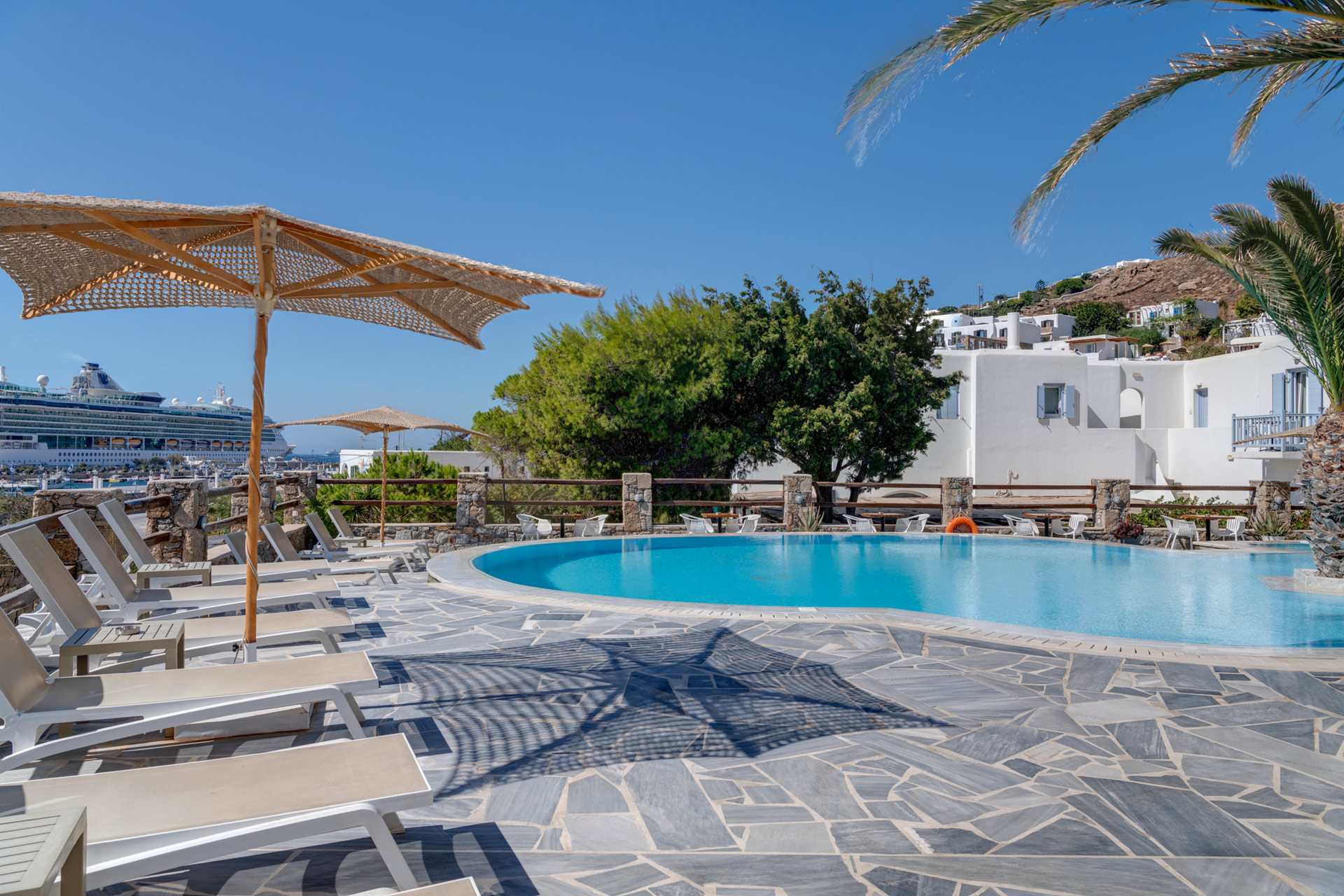 Pool & Port View  - Makis Place Tourlos Mykonos Hotel