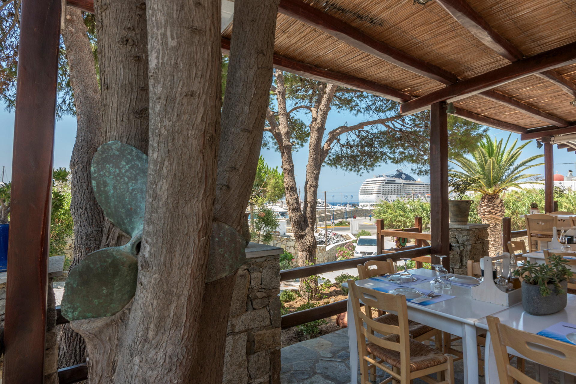 Molaraki Restaurant Outdoors -  Makis Place Tourlos Mykonos Hotel