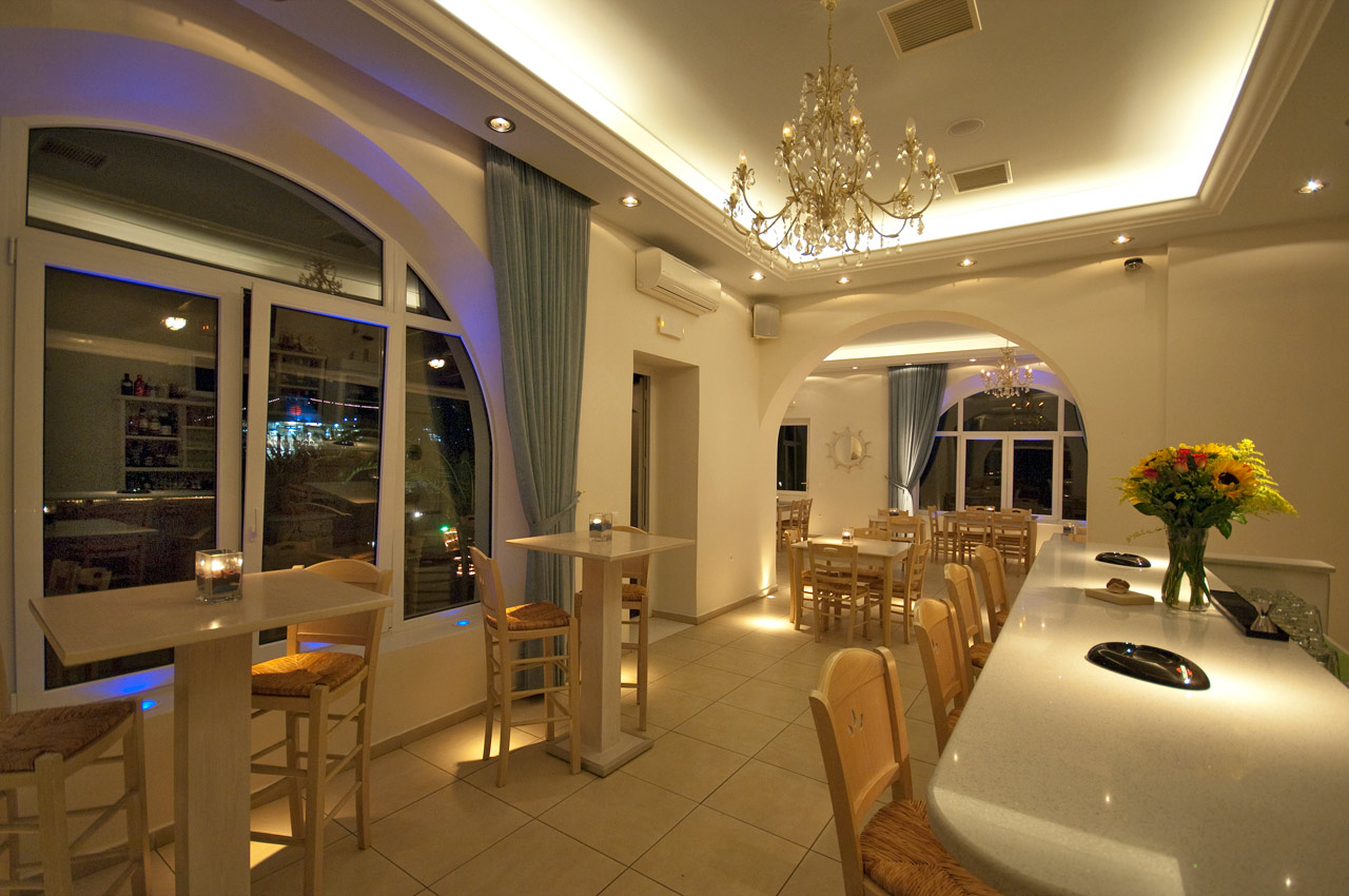 Makis Place Hotel - Tourlos, Mykonos 